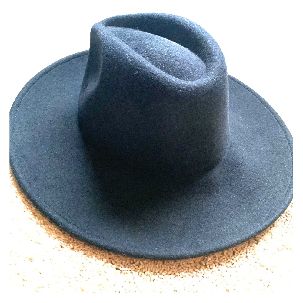 Black felt hat
